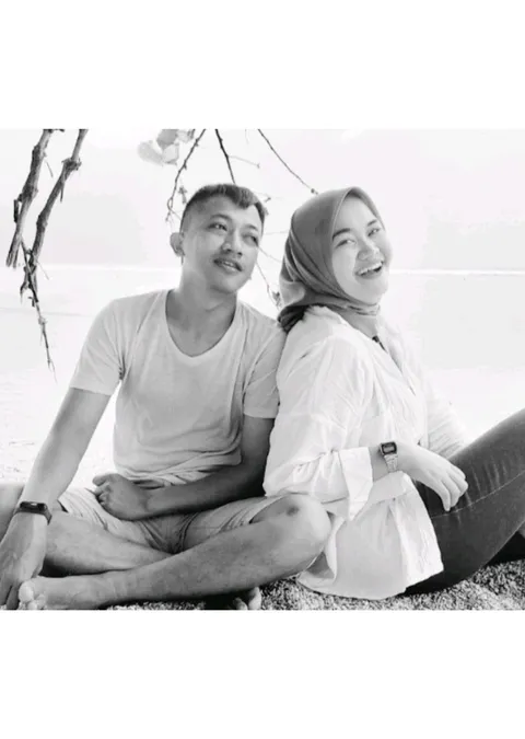 Foto sampul undangan Yuni & Ilham