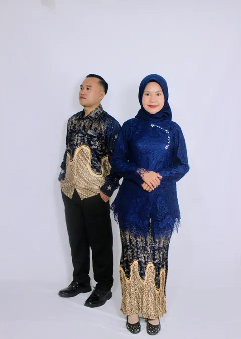 Foto sampul undangan Tono & Yuni