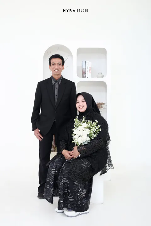 Foto sampul undangan Budi Sehabudin & Bella Avriliyani