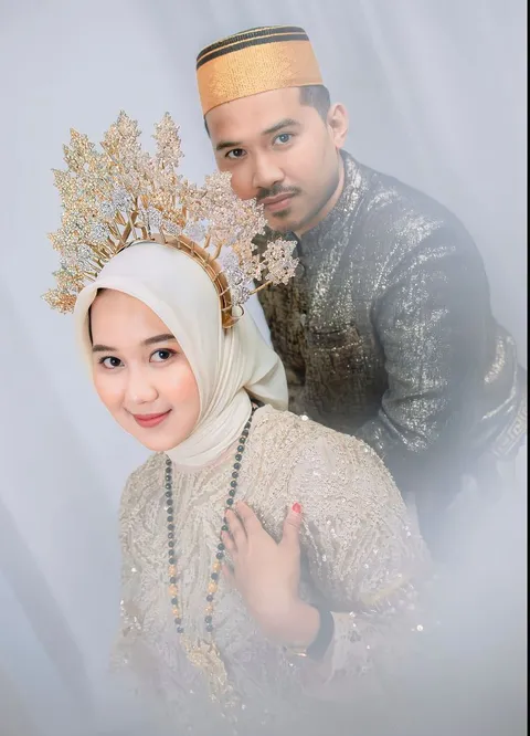 Foto sampul undangan Fika & Abus