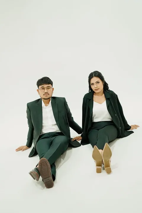 Foto sampul undangan Widy & Ades