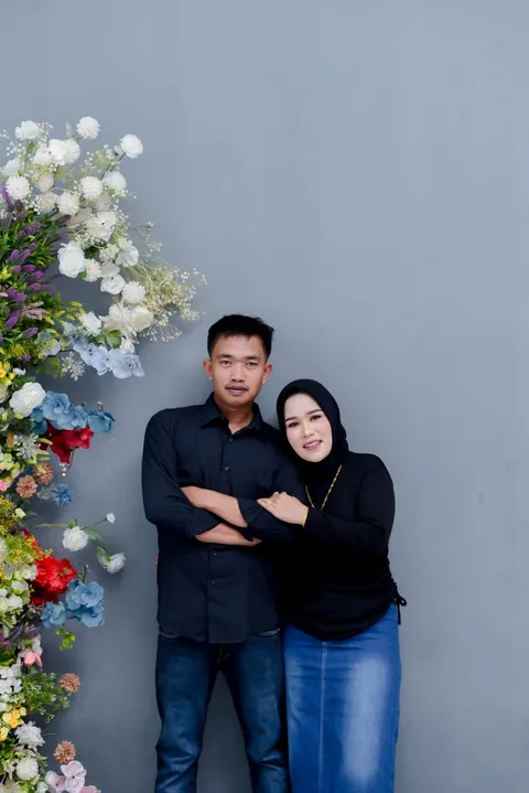 Foto sampul undangan Ashari & Isra