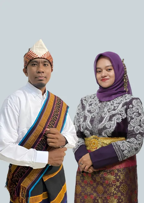Foto sampul undangan Azis & Aina