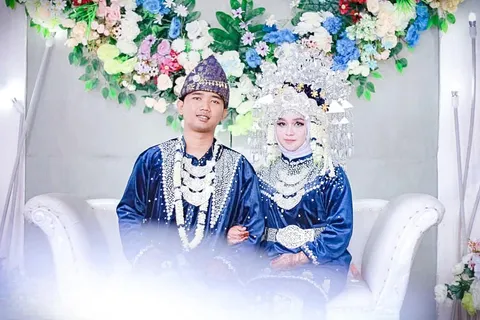 Foto sampul undangan Tami & Kemy