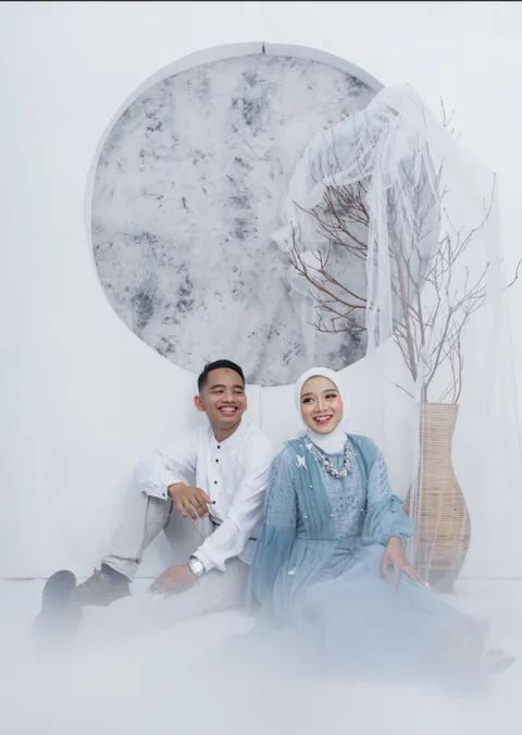 Foto sampul undangan Yuli Latifah & Budiman