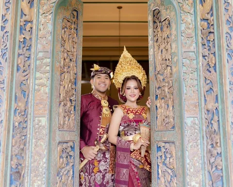 Foto sampul undangan Putu Nandha Grunder & Yolanda Novita Widowati Mardiana Putri