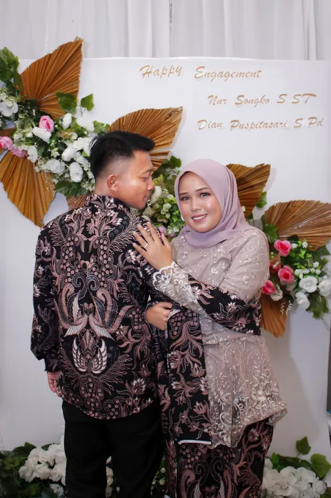 Foto sampul undangan Songko & Sari