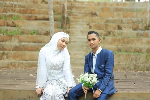 Foto sampul undangan Amel & Agung