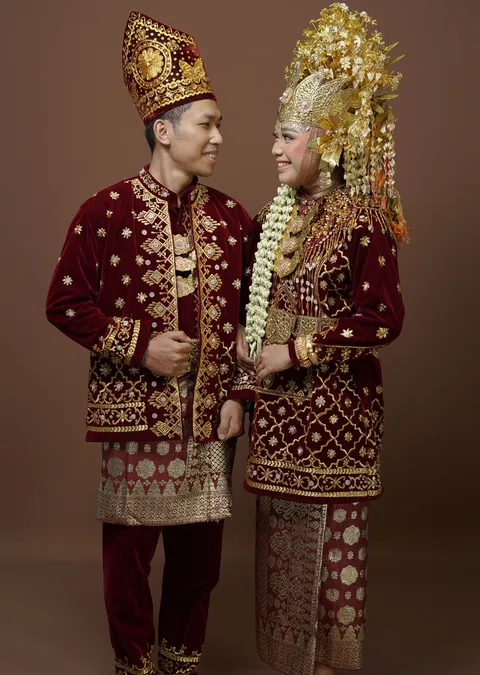 Foto sampul undangan Safri & Olyvia