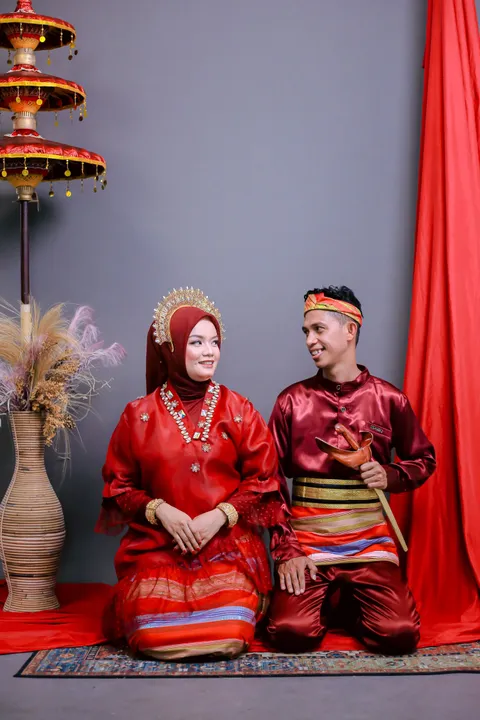 Foto sampul undangan Iin & Iki