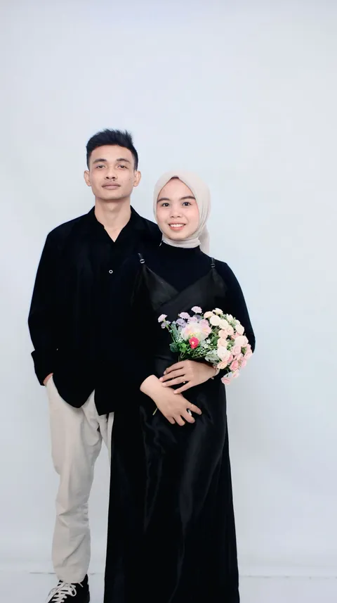 Foto sampul undangan Agustin & Sajili