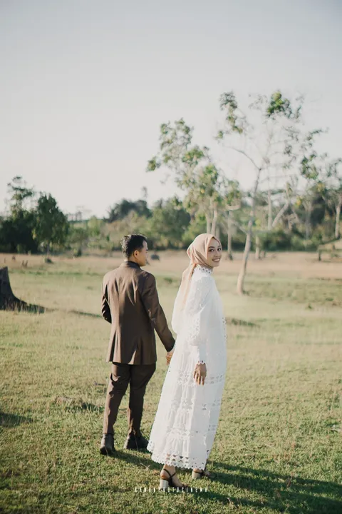 Foto sampul undangan Lala & Udin