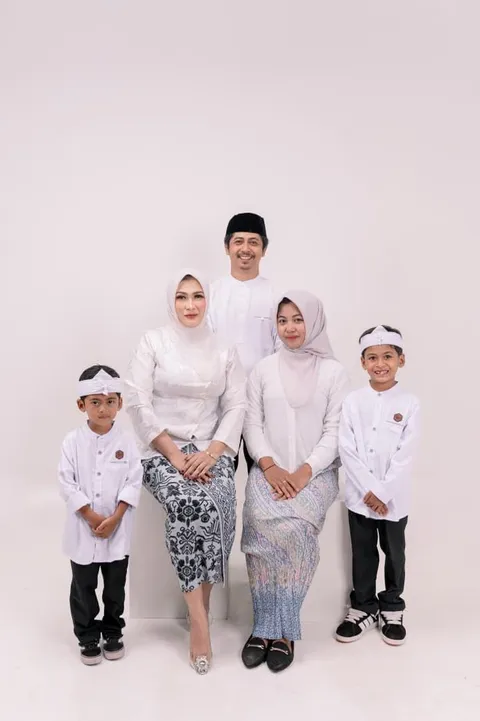 Foto sampul undangan 6283169023226
