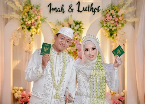 Foto sampul undangan Taufik & Tuti