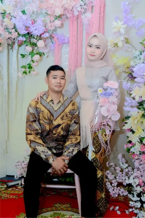 Foto sampul undangan Rendi Somantri & Deliyana Siti Fauziah