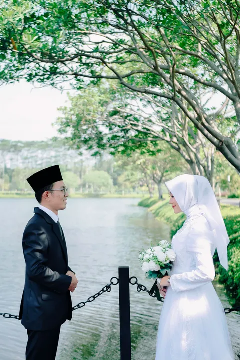 Foto sampul undangan Nila & Basyier