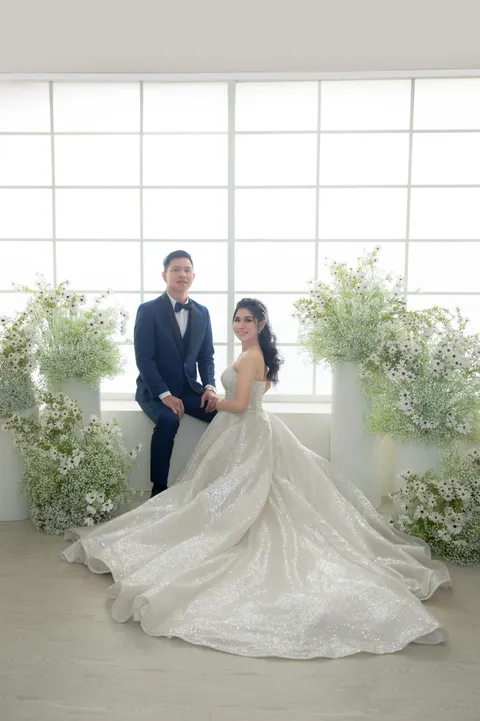 Foto sampul undangan Novita & Riky