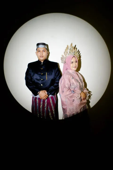 Foto sampul undangan Aida & Asisan