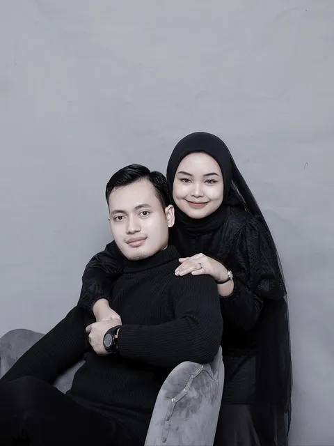 Foto sampul undangan Rindy & Sidik