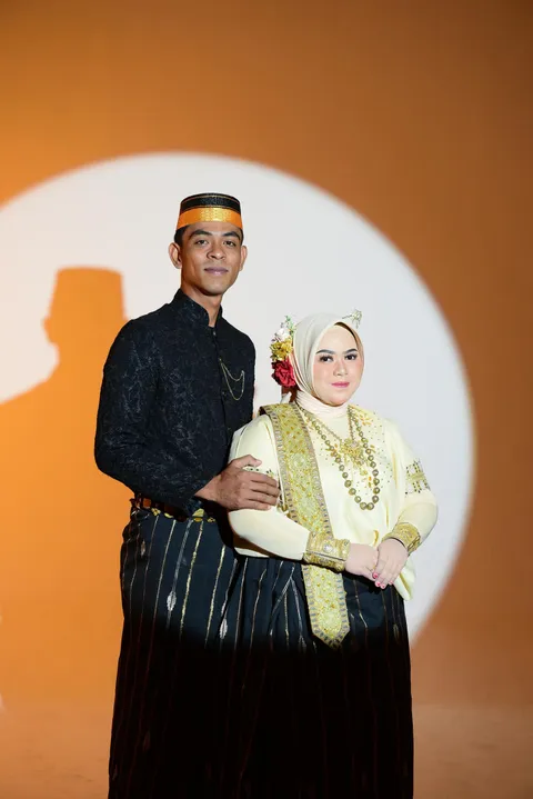 Foto sampul undangan Icy & Iksan
