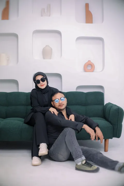 Foto sampul undangan Eka & Awang