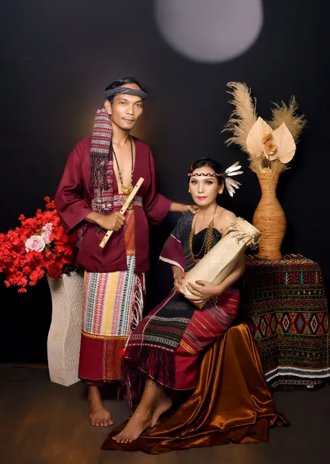 Foto sampul undangan Ester & Gregorius