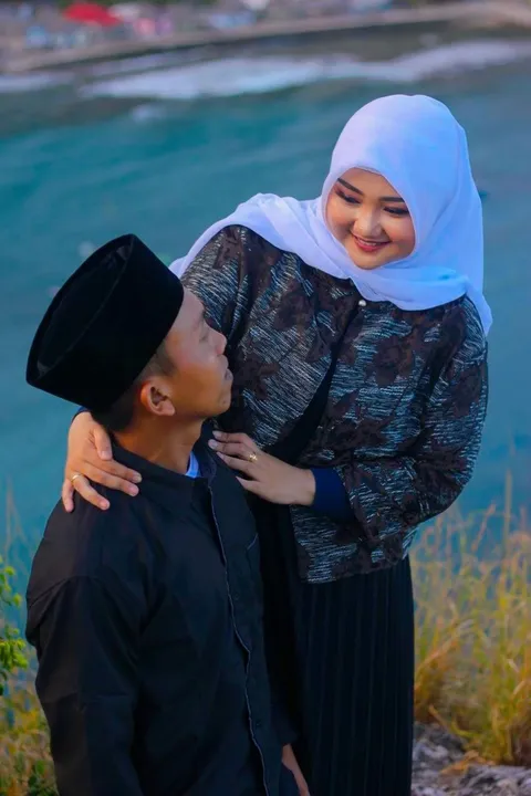 Foto sampul undangan Rismawati & Hasdin