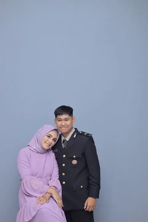 Foto sampul undangan Iki & Hana