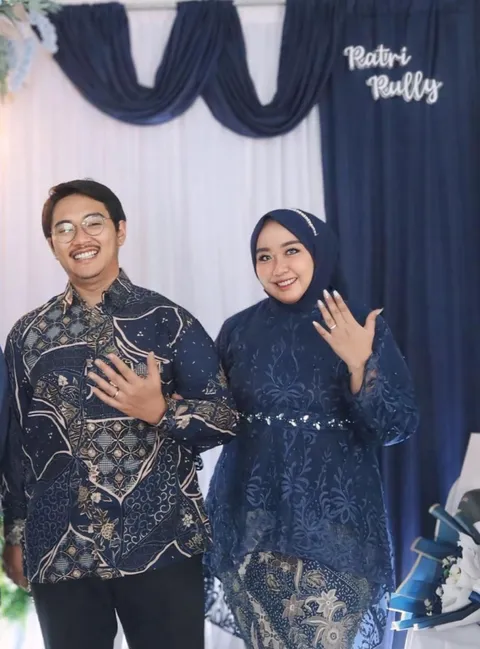 Foto sampul undangan Rully & Ratri