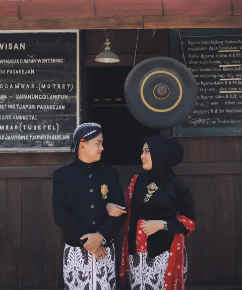 Foto sampul undangan Edy & Lia