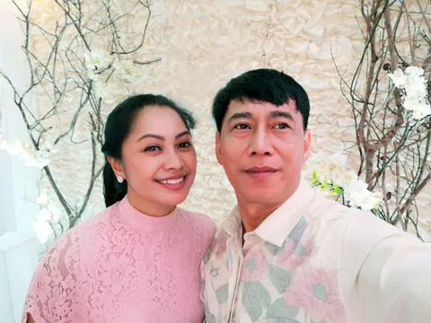 Foto sampul undangan Lucky & Jovan