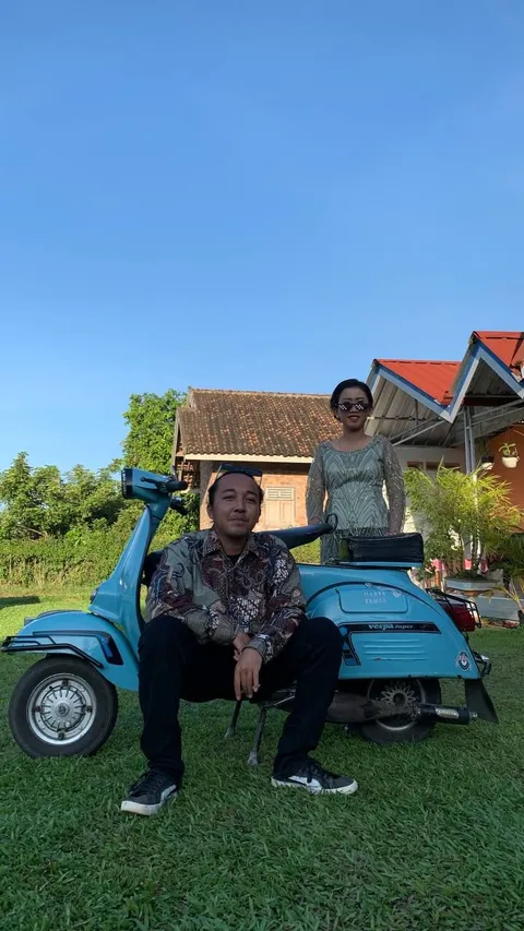 Foto sampul undangan Floren & Yulius