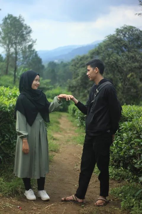 Foto sampul undangan Ahmad Firdaus & Kurniawati