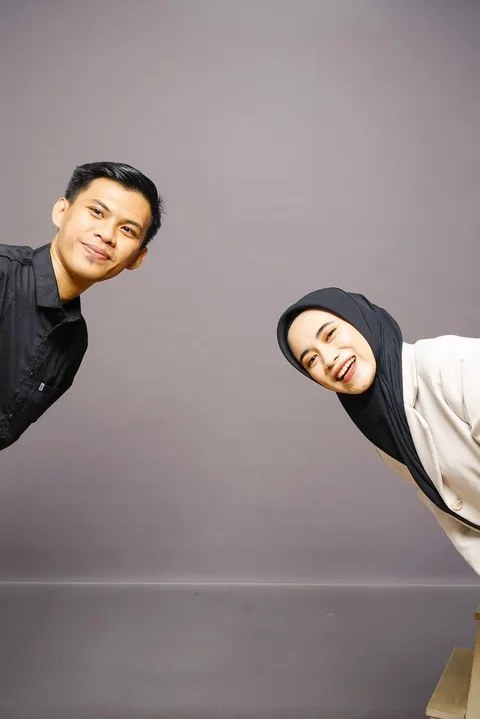 Foto sampul undangan Indi Aprianti & Muh Aditya Fahreza