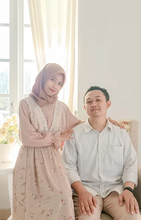 Foto sampul undangan Reni & Ario
