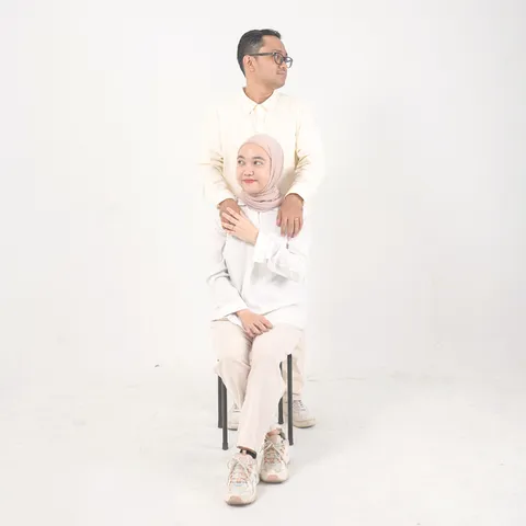 Foto sampul undangan Irfan Listiawan & Ulya Hanifah Henrika Putri