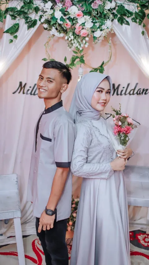 Foto sampul undangan Milla & Mildan
