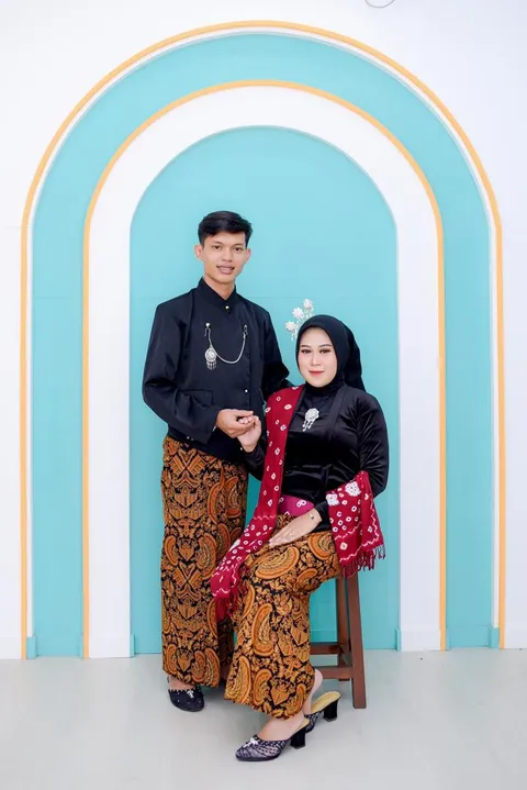 Foto sampul undangan Iis Rofiqoh & Ceceng Dirman