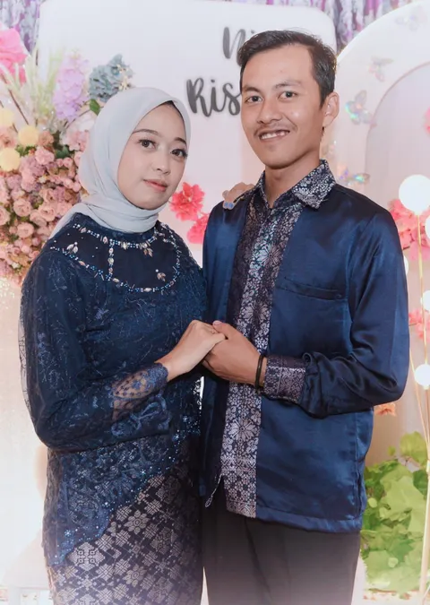 Foto sampul undangan Riski Fadrianto & Choirunnisa
