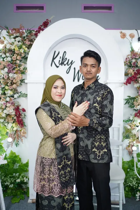 Foto sampul undangan Wiwin & Kiki