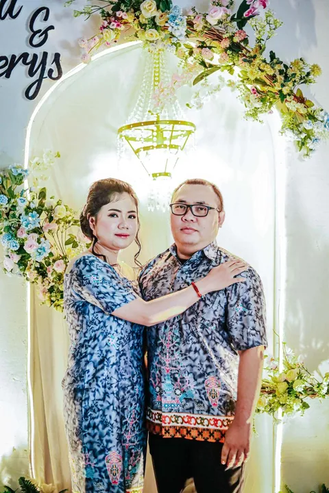 Foto sampul undangan Agus & Wina
