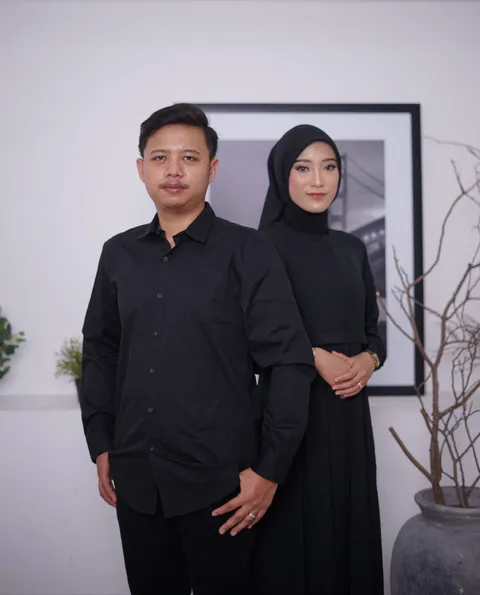 Foto sampul undangan Birnis & Birnis
