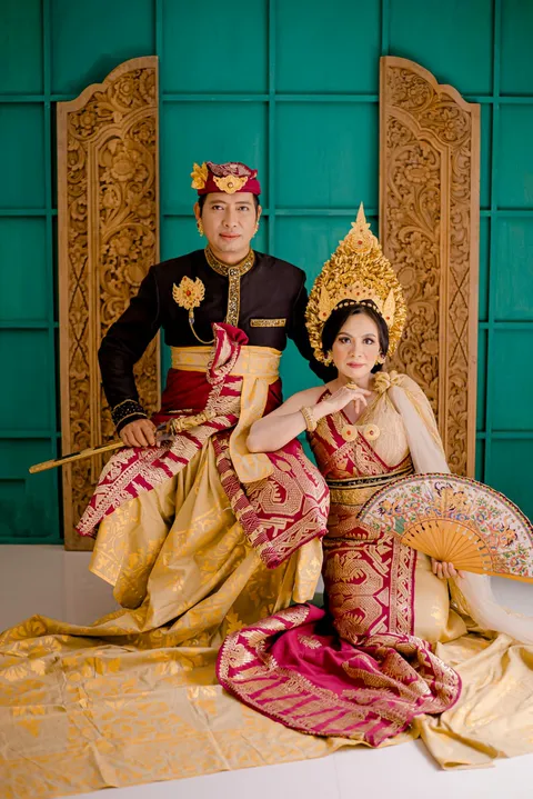 Foto sampul undangan Citra & Komang