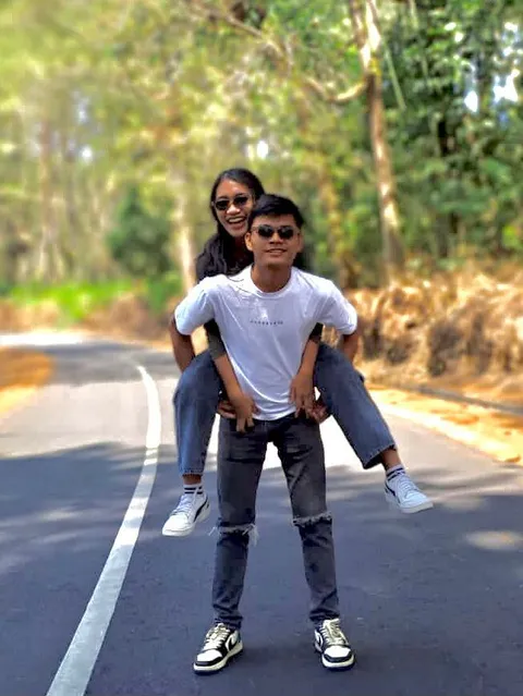 Foto sampul undangan Robin & Tu Gek
