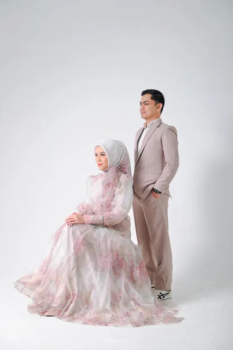 Foto sampul undangan El & Md