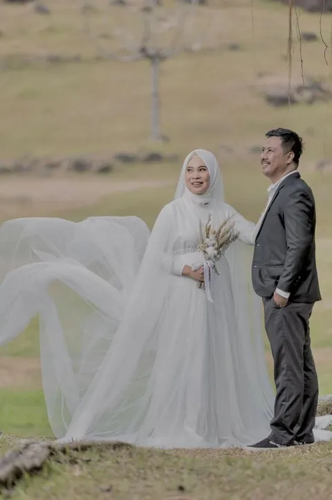 Foto sampul undangan Dhia & Yahya