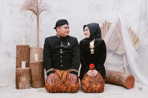 Foto sampul undangan Etgar & Riska