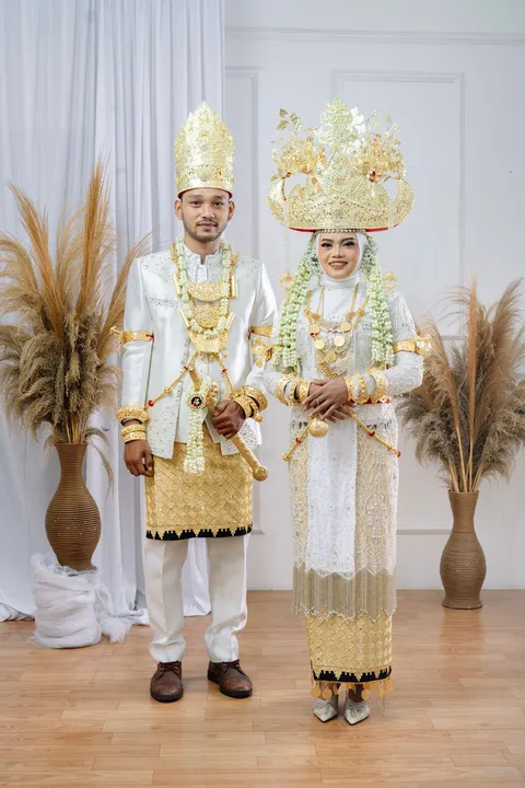 Foto sampul undangan Riza & Oka