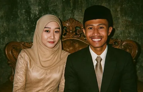 Foto sampul undangan Rizky & Zahra