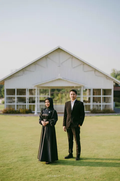 Foto sampul undangan Achmad & Fitri
